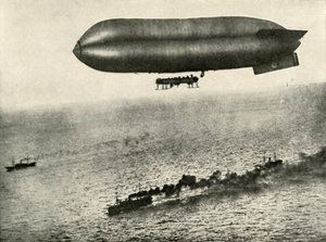 Sterowiec eskortujący konwój, 1919. autorstwa Unbekannt