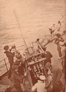 Działo przeciwlotnicze w akcji na brytyjskim pancerniku, c1917 1919 autorstwa Unbekannt