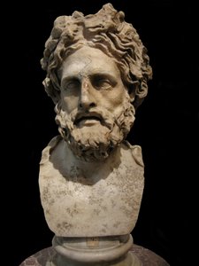 Asklepios , bóg medycyny i uzdrawiania. Rzymska kopia greckiego posągu autorstwa Phyromacha, II w. p.n.e. autorstwa Unbekannt