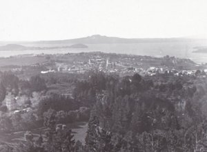 Auckland, z Mount Eden, koniec XIX-początek XX wieku. autorstwa Unbekannt