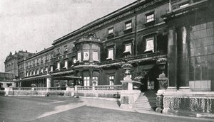 Pałac Buckingham... pokazujący pokój, w którym zmarł król, 1910. autorstwa Unbekannt