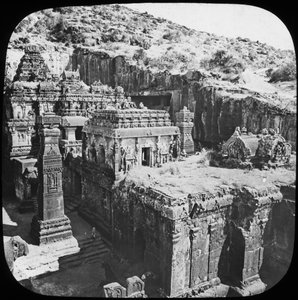 Jaskinie Ellora, Maharashtra, Indie, koniec XIX lub początek XX wieku autorstwa Unbekannt