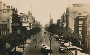 Collins Street, Melbourne, Australia, ok. 1920 r. autorstwa Unbekannt