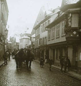Kolumna żołnierzy niemieckich, Ribeauvillé, Francja, c1914-c1918 autorstwa Unbekannt