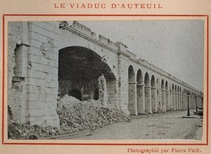 Commune de Paris (1871): widok na wiadukt Auteuil w Paryżu w maju 1871. Zdjęcie Pierre