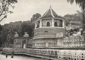 Świątynia Świętego Zęba Buddy w Kandy, 1926. autorstwa Unbekannt