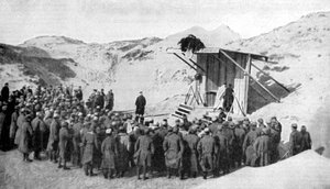 Msza wielkanocna na wydmach na plażach Belgii nad Morzem Północnym, I wojna światowa, 1915 autorstwa Unbekannt