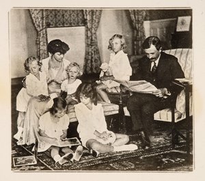 Cesarz Karol I i jego rodzina na wygnaniu, lata 20. XX wieku. autorstwa Unbekannt