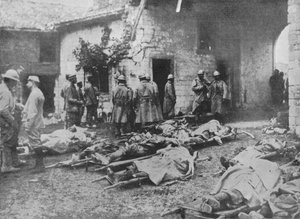 Usunięcie rannych Francuzów podczas ataku na farmę na tyłach linii, 1915 autorstwa Unbekannt
