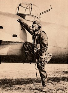 W pełni wyposażony do walki powietrznej, tlenu, radia, elektrycznie ogrzewanej odzieży i spadochronu, 1940 autorstwa Unbekannt
