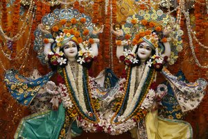 Gaura Neeta Murthys w świątyni Krishna-Balaram, Veerindavam. Indie autorstwa Unbekannt