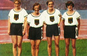 Sztafeta niemieckich kobiet 4x100m, 1928. autorstwa Unbekannt