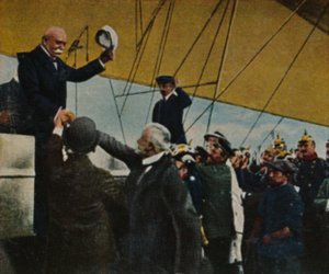 Hrabia von Zeppelin 1838-1917, 1934. autorstwa Unbekannt