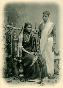 Hinduskie ayahs. autorstwa Unbekannt