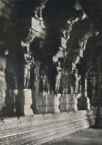 Wnętrze świątyni hinduistycznej, Cejlon, 1926 autorstwa Unbekannt