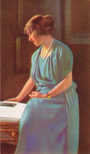 Lady Elżbieta Bowes-Lyons 1900-2002 autorstwa Unbekannt