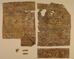 Lampa ze sfinksami w konfrontacji w rondach, z grobu św. Bernarda Calvo, 1200-1243. autorstwa Unbekannt