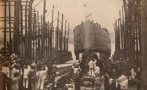 Uruchomienie H.M.S. Lew w sierpniu 1910, c1910, 1935 autorstwa Unbekannt