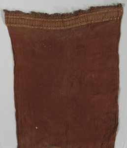 Przepaska na biodra z motywami piór, 1000-1532. autorstwa Unbekannt