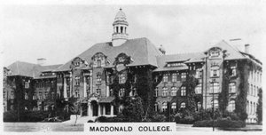 MacDonald College, Montreal, Kanada, ok. 1920 r. autorstwa Unbekannt