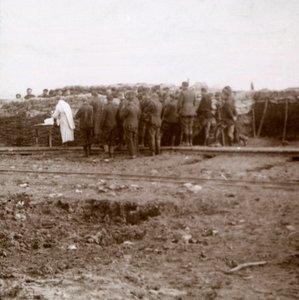 Msza w okopach, Pervijze, Flandria, Belgia, c1914-c1918 autorstwa Unbekannt