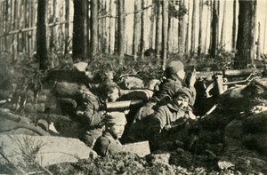 Pistolet Maxim w akcji na froncie brytyjskim, I wojna światowa, 1915, c1920. autorstwa Unbekannt