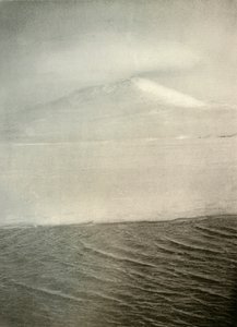 Góra Erebus Z Lodowej Stopy, c1908, 1909 autorstwa Unbekannt