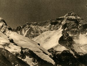 Mount Everest z bazy, c1918-c1939. autorstwa Unbekannt