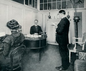 Pan Sandow uczęszczający do swojej korespondencji, ok. 1898 r. autorstwa Unbekannt