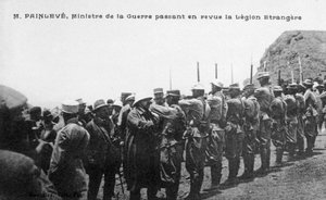 Paul Painlevé przegląda oddziały francuskiej Legii Cudzoziemskiej, Maroko, c1926 autorstwa Unbekannt