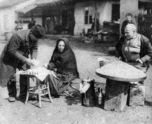 Handlarze orzeszków ziemnych i zapachów, Sofia, Bułgaria, ok. 1923 r. autorstwa Unbekannt