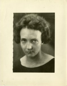 Portret Ireny Joliot-Curie 1897-1956 autorstwa Unbekannt