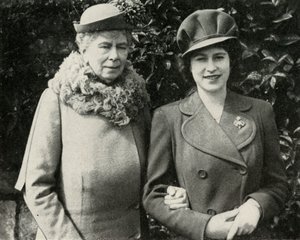 Queen Mary z księżniczką Elżbietą, kwiecień 1944, 1951. autorstwa Unbekannt