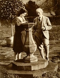 Ramsay MacDonald, pierwszy premier Partii Pracy, w Checkers ze swoją córką, 1924, 1935. autorstwa Unbekannt