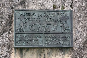 Pomnik bitwy Roncesvalles, Roncesvalles, Hiszpania autorstwa Unbekannt