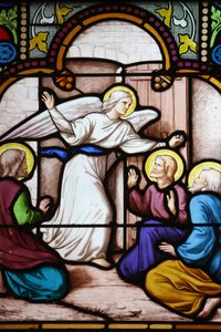 Katedra Saint-Corentin (Saint Corentin), Quimper Angel Witraż: objawienie się św. Piotrowi, Quimper, Francja autorstwa Unbekannt