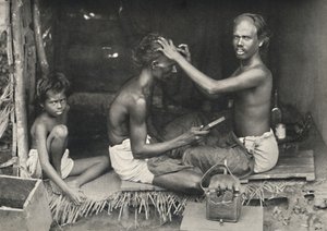 Tamulischer Barbier, 1926 autorstwa Unbekannt