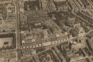 Kamera rejestruje widok South Kensington z nisko lecącego samolotu, c1935. autorstwa Unbekannt