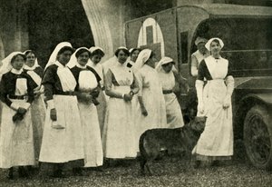 Księżna Westminster z pielęgniarkami, Le Touquet, I wojna światowa, 1914, ok.1920. autorstwa Unbekannt