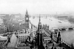 Houses of Parliament, widziane z Victoria Tower, Westminster, Londyn, ok. 1905 r. autorstwa Unbekannt