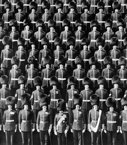 Król i jego strażnicy, 1935 autorstwa Unbekannt
