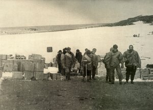 Partia, która weszła na górę Erebus, opuszczając chatę, 1908, 1909. autorstwa Unbekannt
