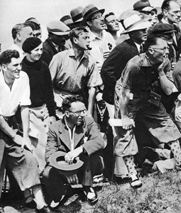 Książę Walii pali fajkę na Open Golf Championship, St Andrews, ok. 1930 autorstwa Unbekannt