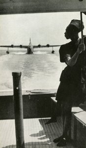 Cień porusza się na wschód, c1939-c1944 1946. autorstwa Unbekannt