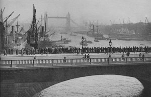 Upper Pool z London Bridge, jednej z najbardziej ruchliwych części Port of London, 1936 autorstwa Unbekannt