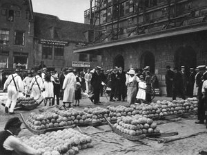 Targ serów w piątek, Alkmaar, Holandia, c1934 autorstwa Unbekannt