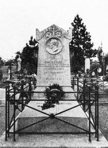 Nagrobek Louisa Daguerre