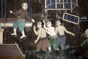 Wnętrze ścian złożonych ze Srebrnej Pagody pokryte jest malowidłami przedstawiającymi historie z Reamkera, czyli khmerskiej wersji klasycznego indyjskiego eposu Ramajana. Niektóre fragmenty malowideł są zniszczone i uszkodzone przez wpływy atmosferyczne. M autorstwa Unbekannt