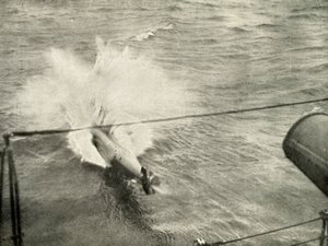 Torpeda wchodząca do wody, 1919. autorstwa Unbekannt