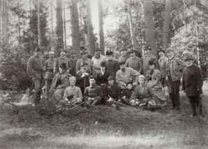 Car Aleksander III z rodziną i przyjaciółmi na polowaniu w Puszczy Białowieskiej, Rosja, 1894 autorstwa Unbekannt